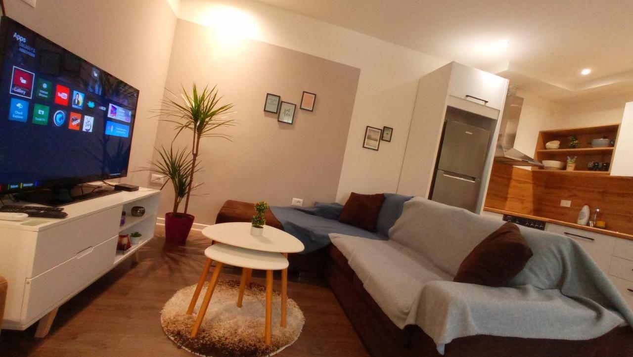 Tirana Apartment Garda Kültér fotó