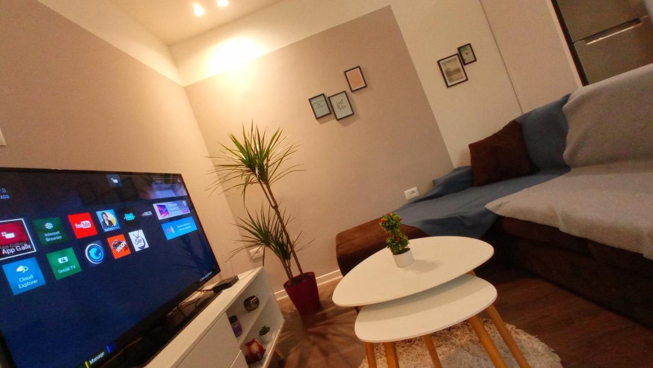 Tirana Apartment Garda Kültér fotó