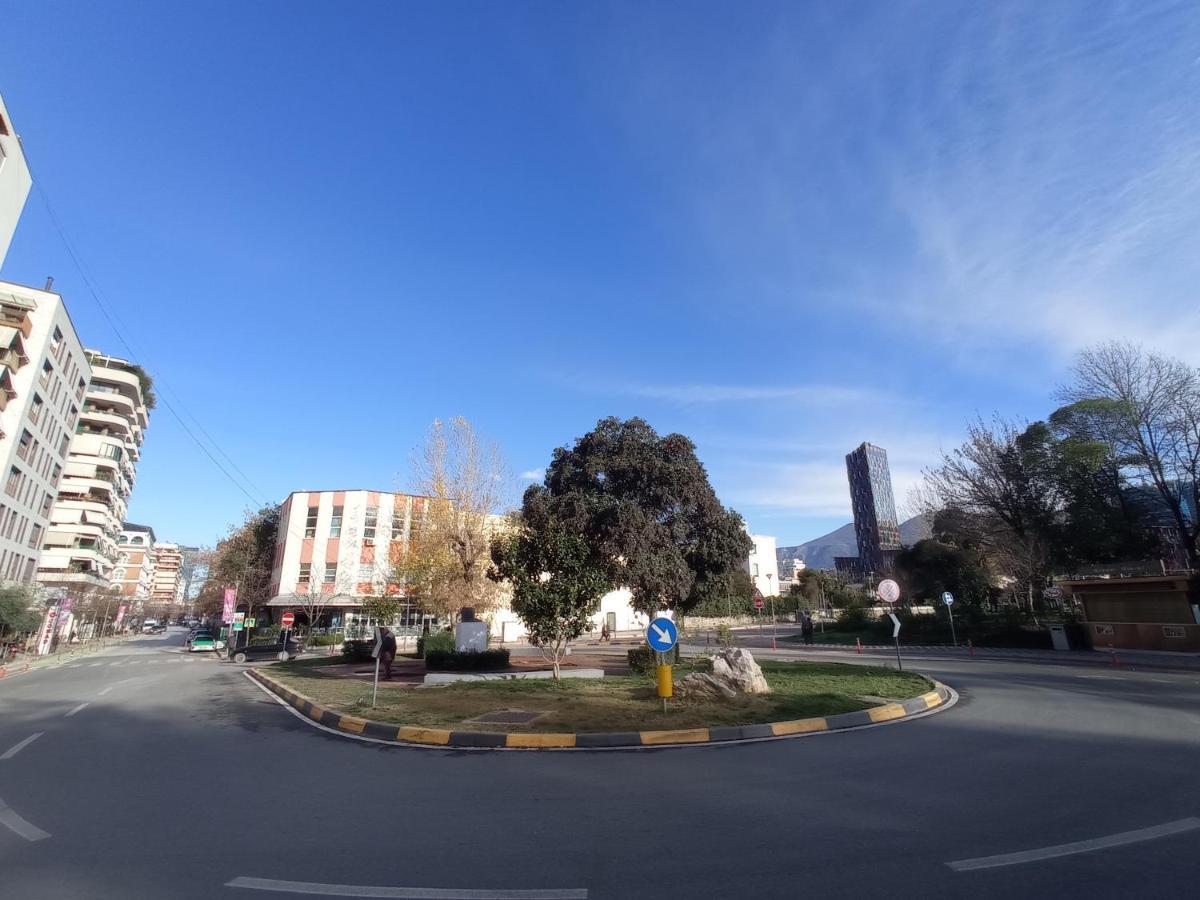 Tirana Apartment Garda Kültér fotó